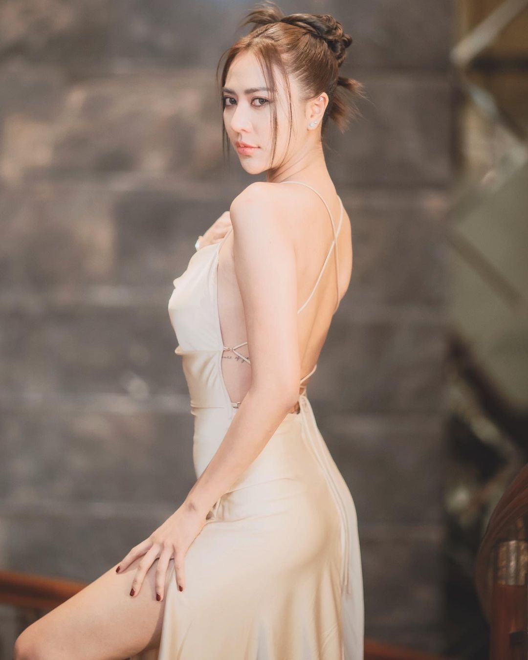 น้ำหวาน - รักษ์ณภัค วงศ์ธนทัศน์