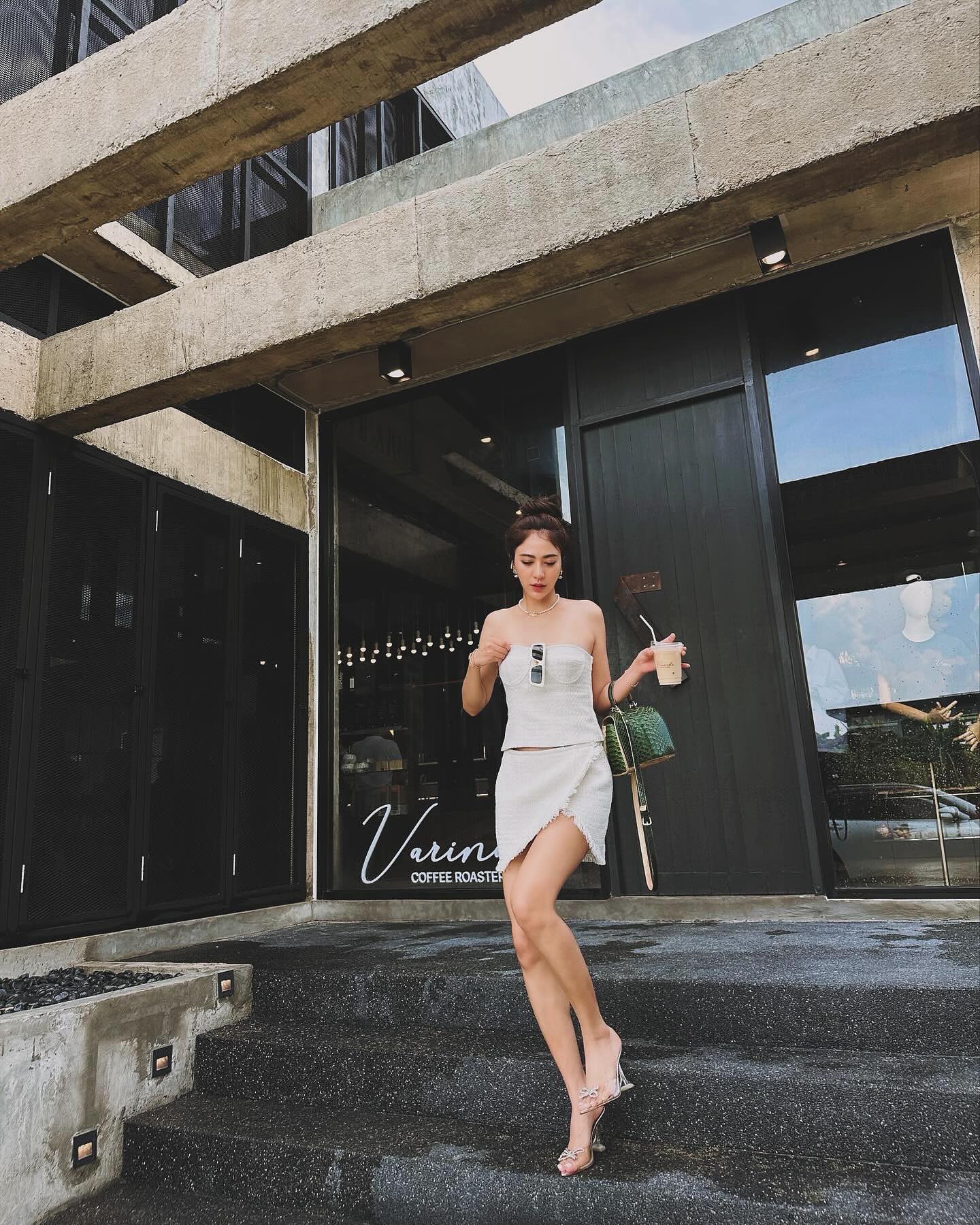 น้ำหวาน - รักษ์ณภัค วงศ์ธนทัศน์