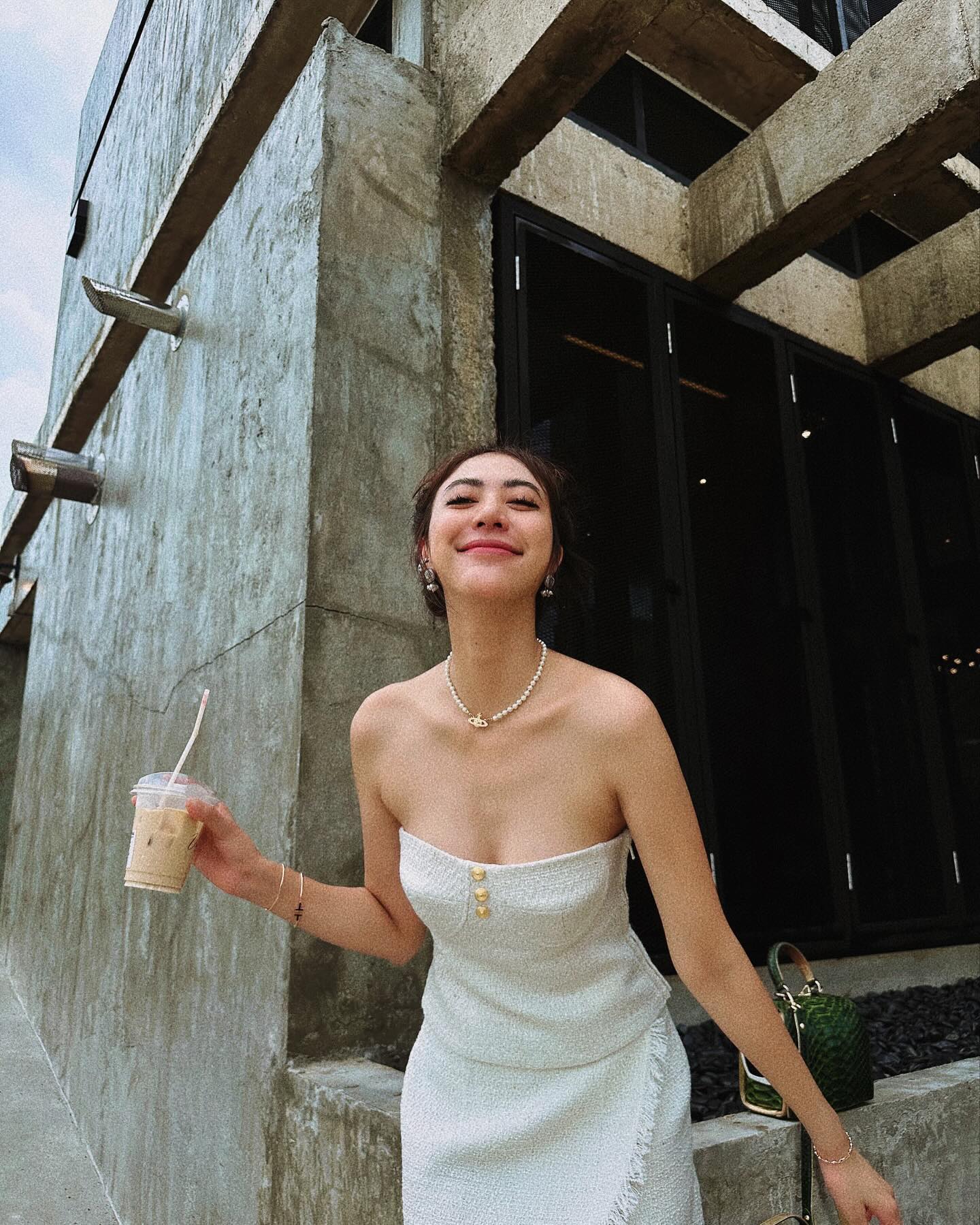 น้ำหวาน - รักษ์ณภัค วงศ์ธนทัศน์