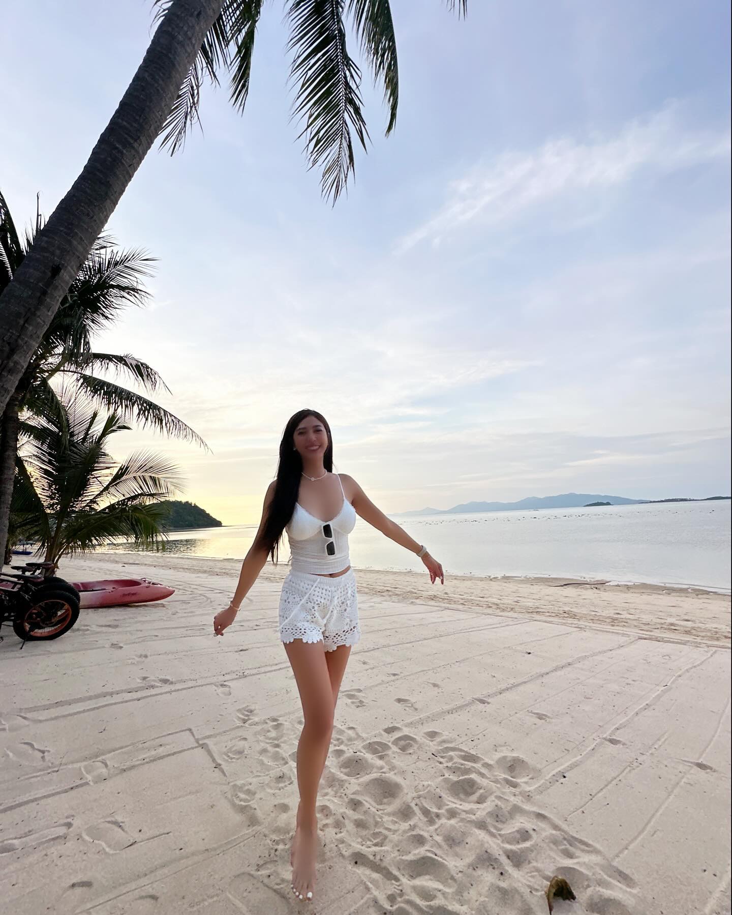 น้ำหวาน - รักษ์ณภัค วงศ์ธนทัศน์