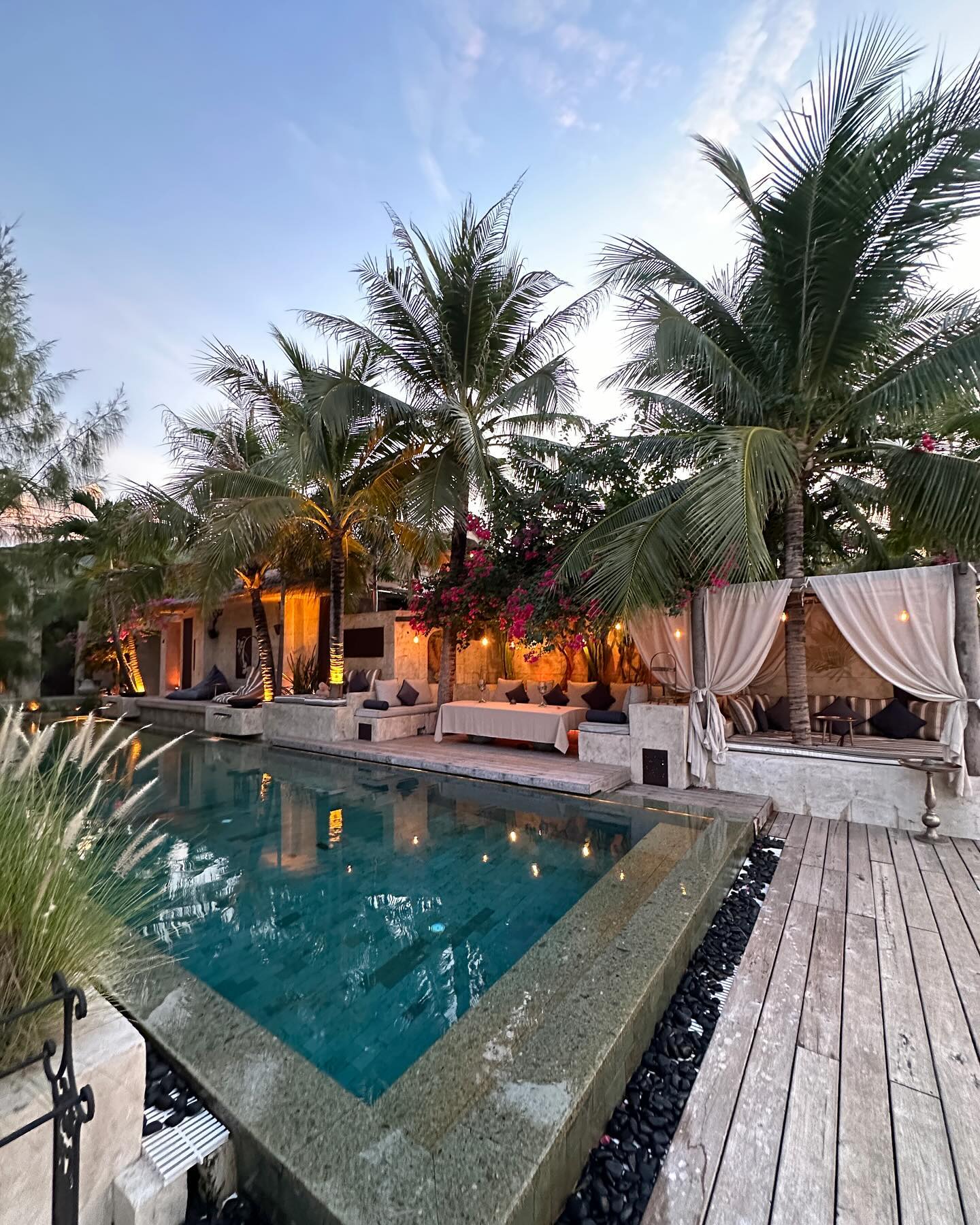 น้ำหวาน - รักษ์ณภัค วงศ์ธนทัศน์