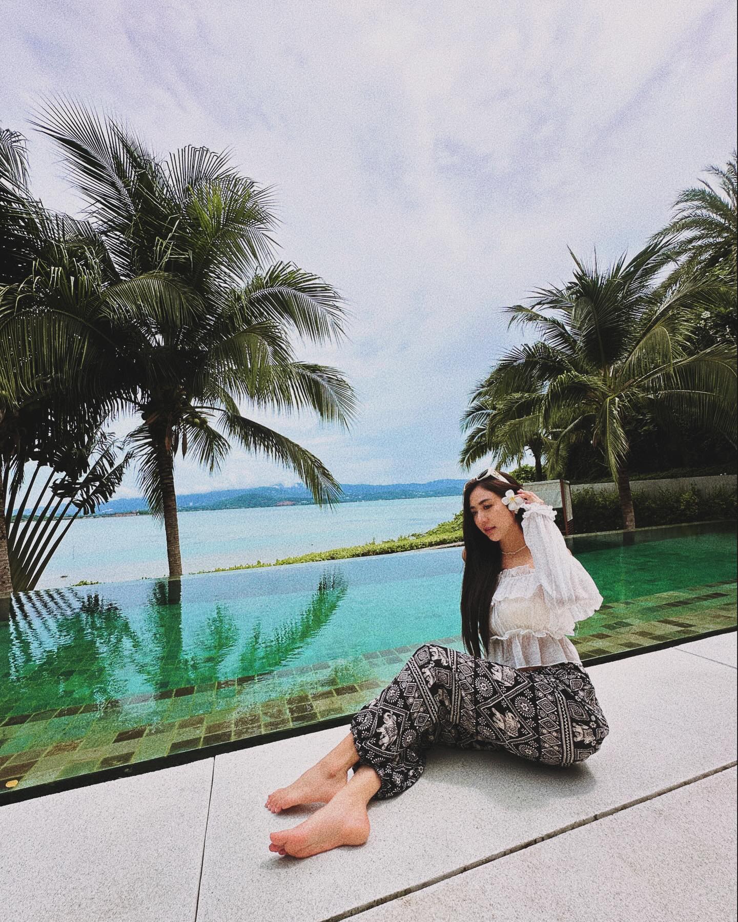 น้ำหวาน - รักษ์ณภัค วงศ์ธนทัศน์