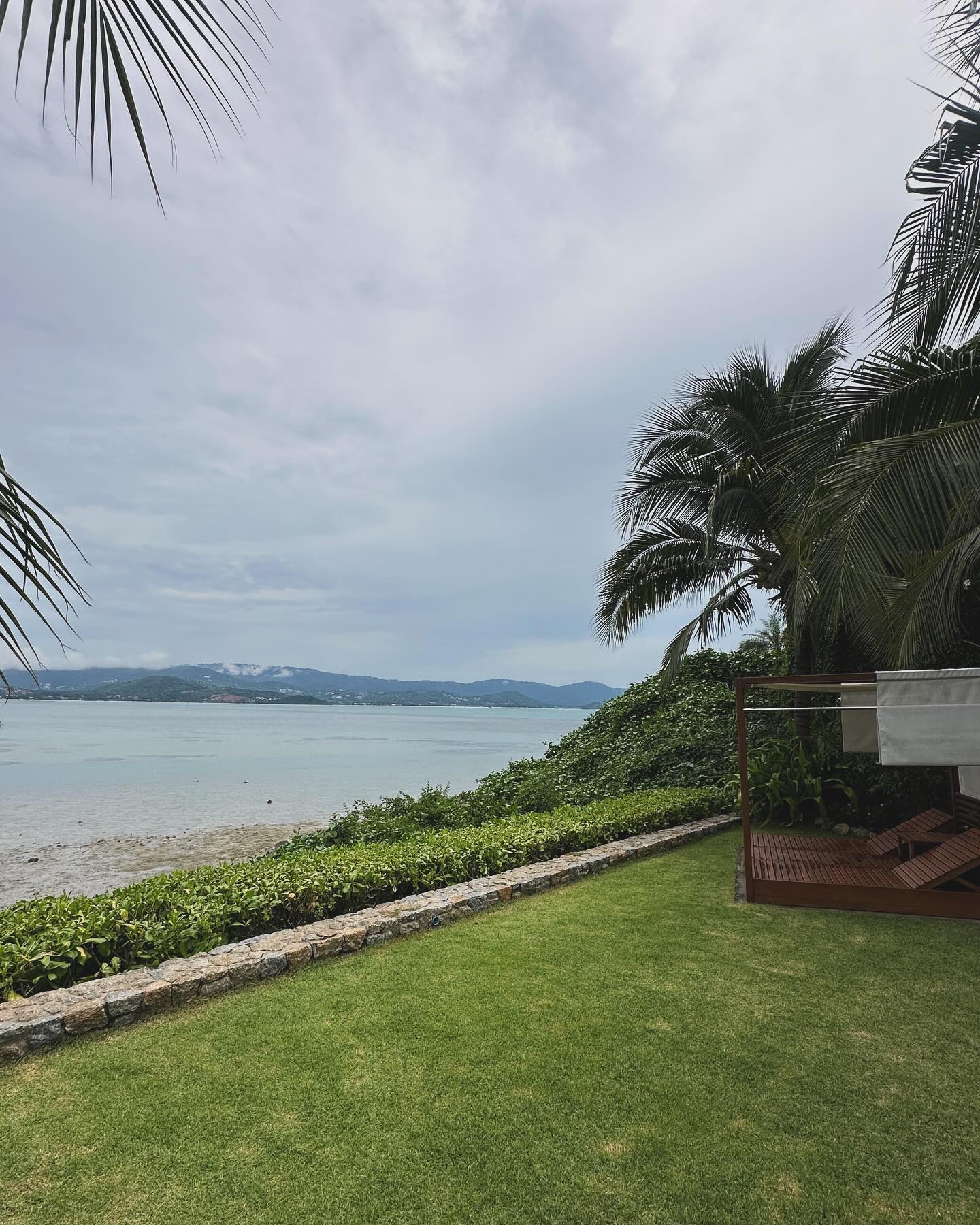 น้ำหวาน - รักษ์ณภัค วงศ์ธนทัศน์