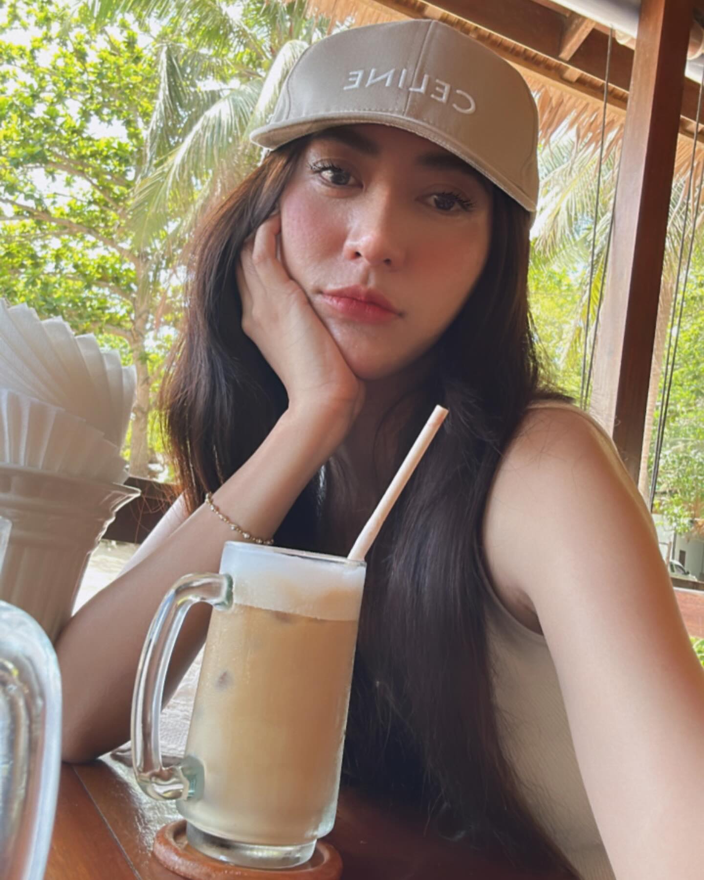 น้ำหวาน - รักษ์ณภัค วงศ์ธนทัศน์