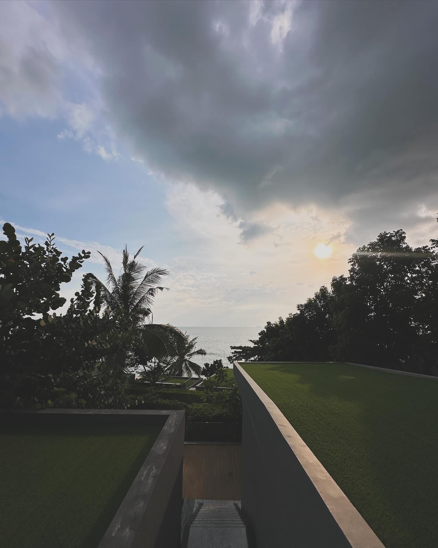 น้ำหวาน - รักษ์ณภัค วงศ์ธนทัศน์