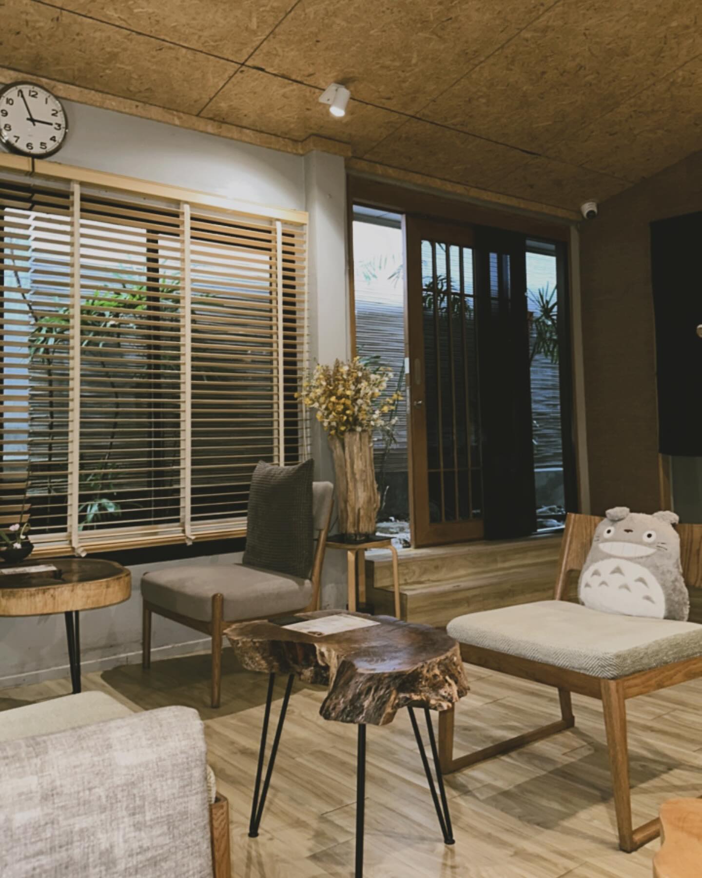 น้ำหวาน - รักษ์ณภัค วงศ์ธนทัศน์