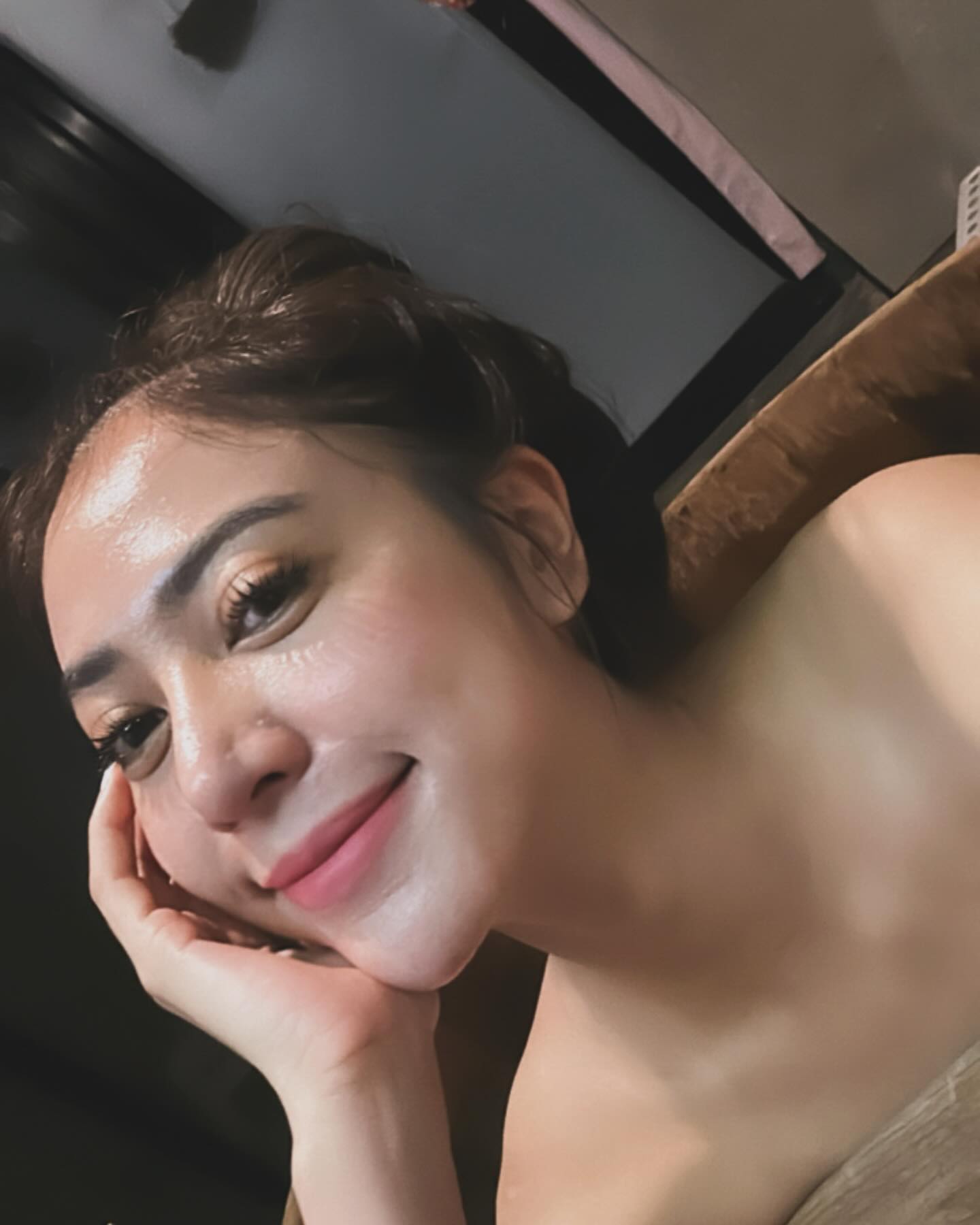 น้ำหวาน - รักษ์ณภัค วงศ์ธนทัศน์