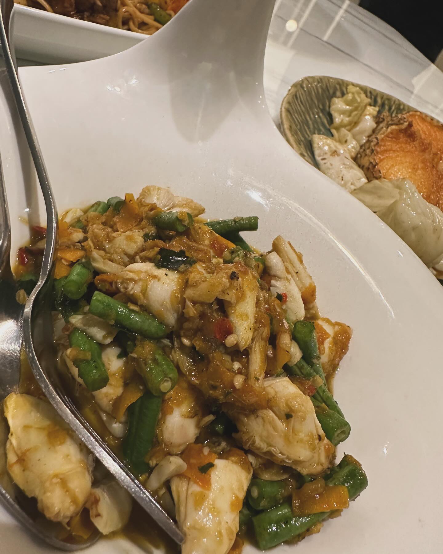 น้ำหวาน - รักษ์ณภัค วงศ์ธนทัศน์