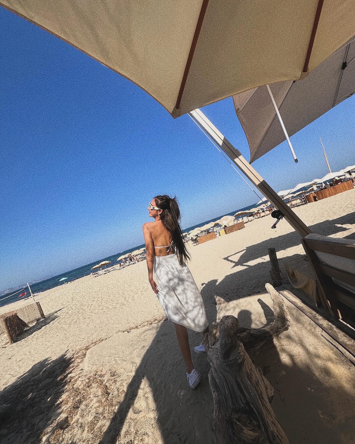 น้ำหวาน - รักษ์ณภัค วงศ์ธนทัศน์