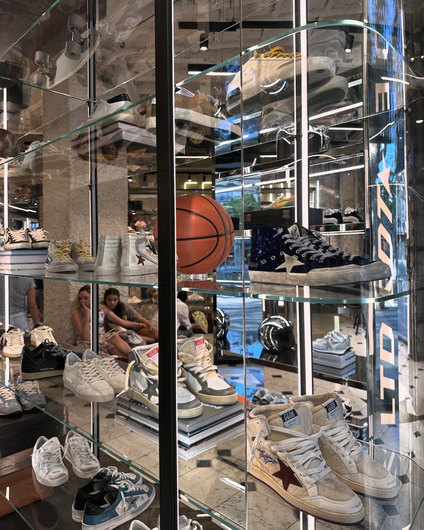 น้ำหวาน - รักษ์ณภัค วงศ์ธนทัศน์