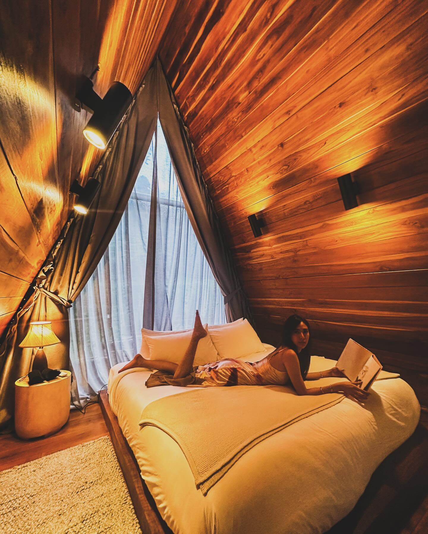 น้ำหวาน - รักษ์ณภัค วงศ์ธนทัศน์