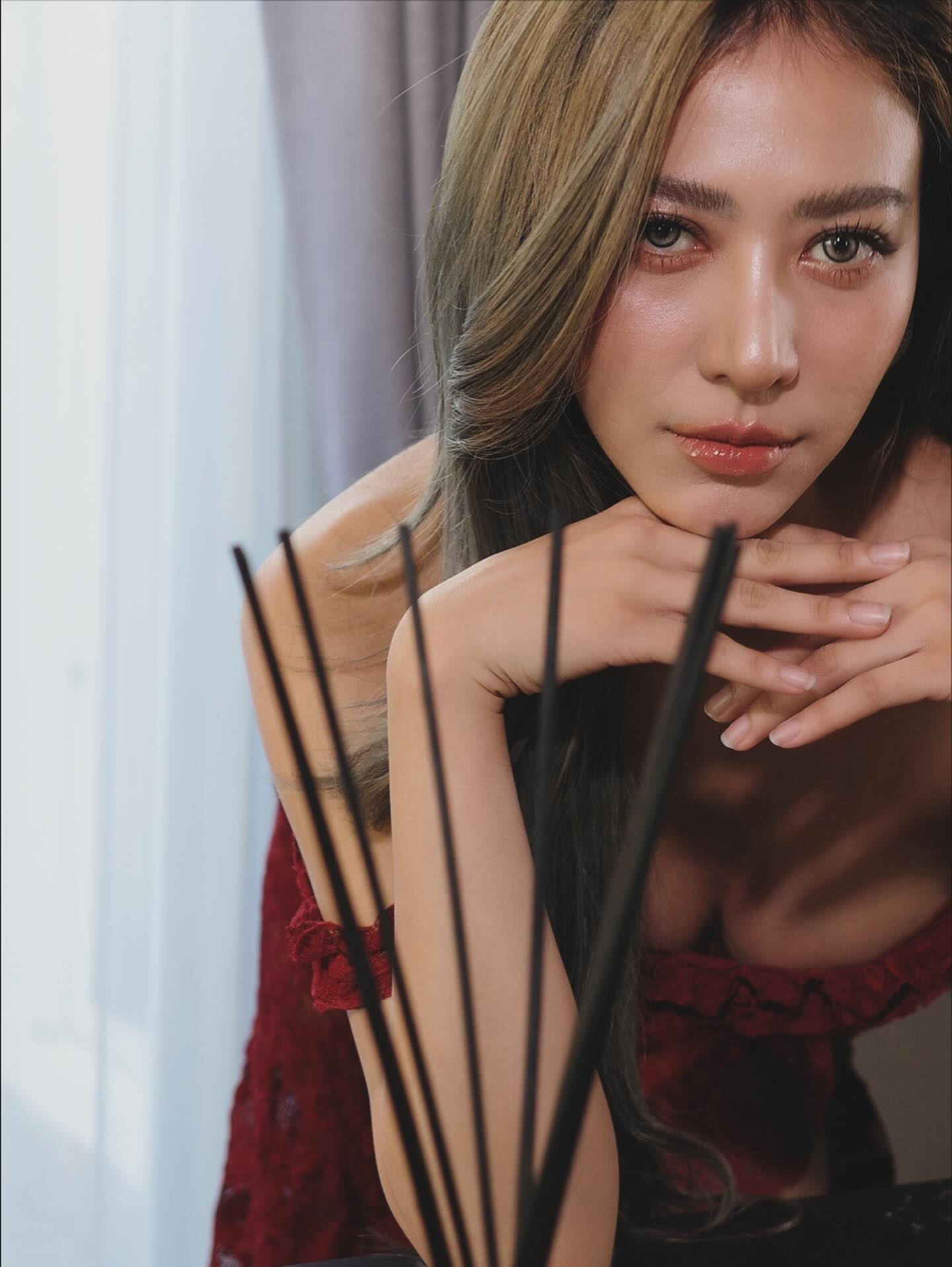 น้ำหวาน - รักษ์ณภัค วงศ์ธนทัศน์