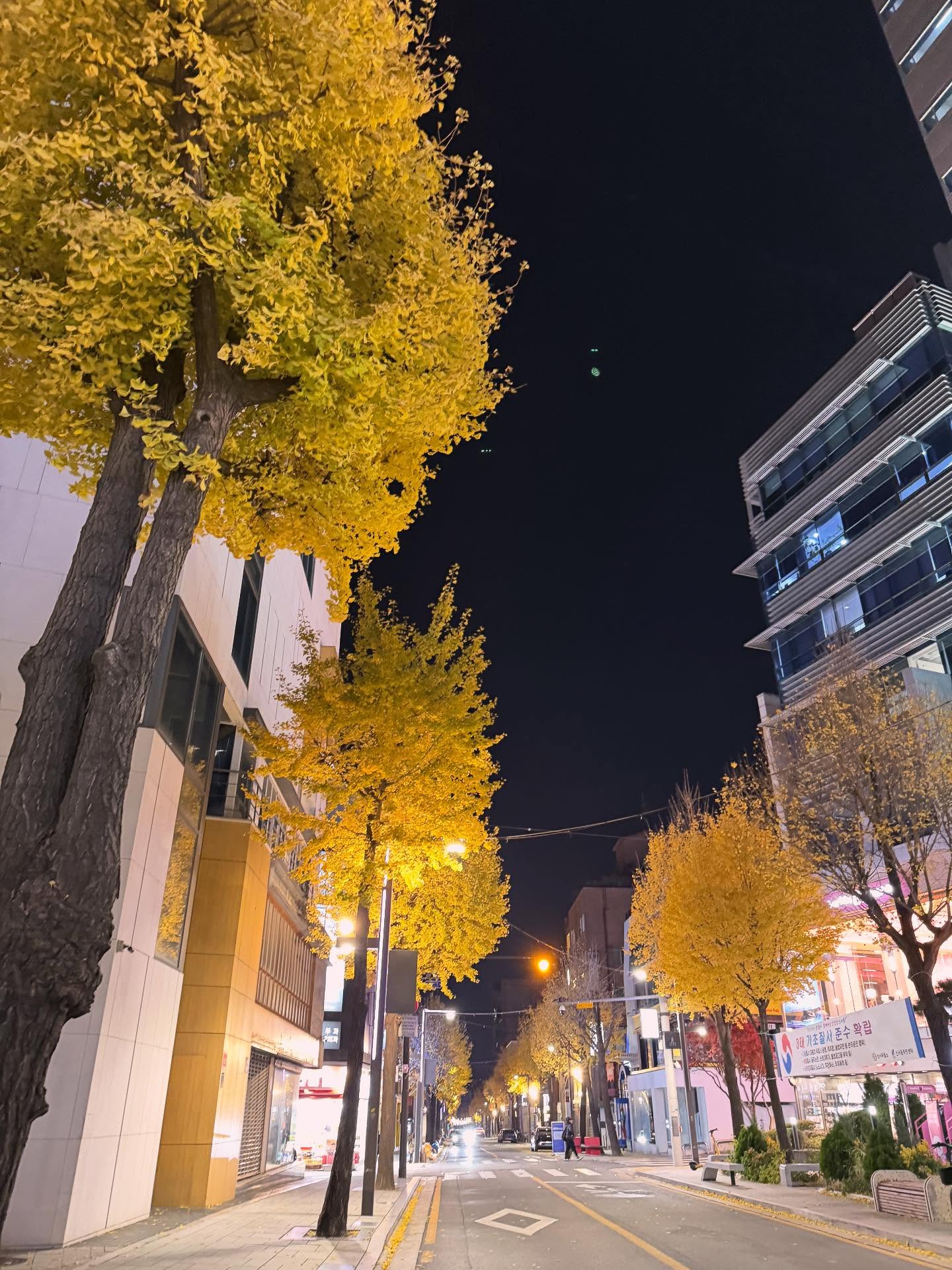 น้ำหวาน - รักษ์ณภัค วงศ์ธนทัศน์