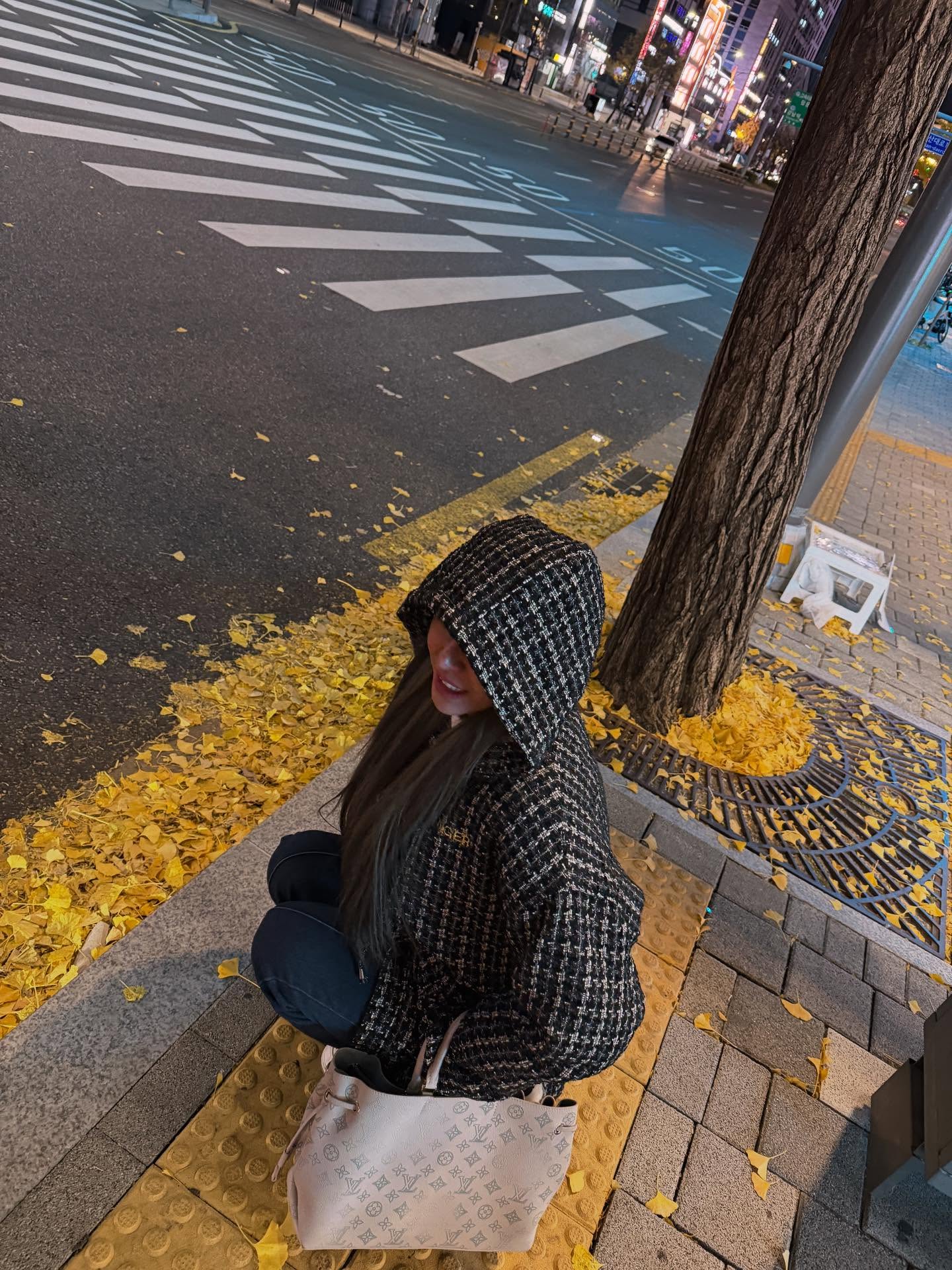 น้ำหวาน - รักษ์ณภัค วงศ์ธนทัศน์