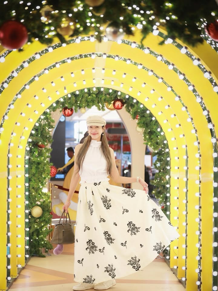 น้ำหวาน - รักษ์ณภัค วงศ์ธนทัศน์