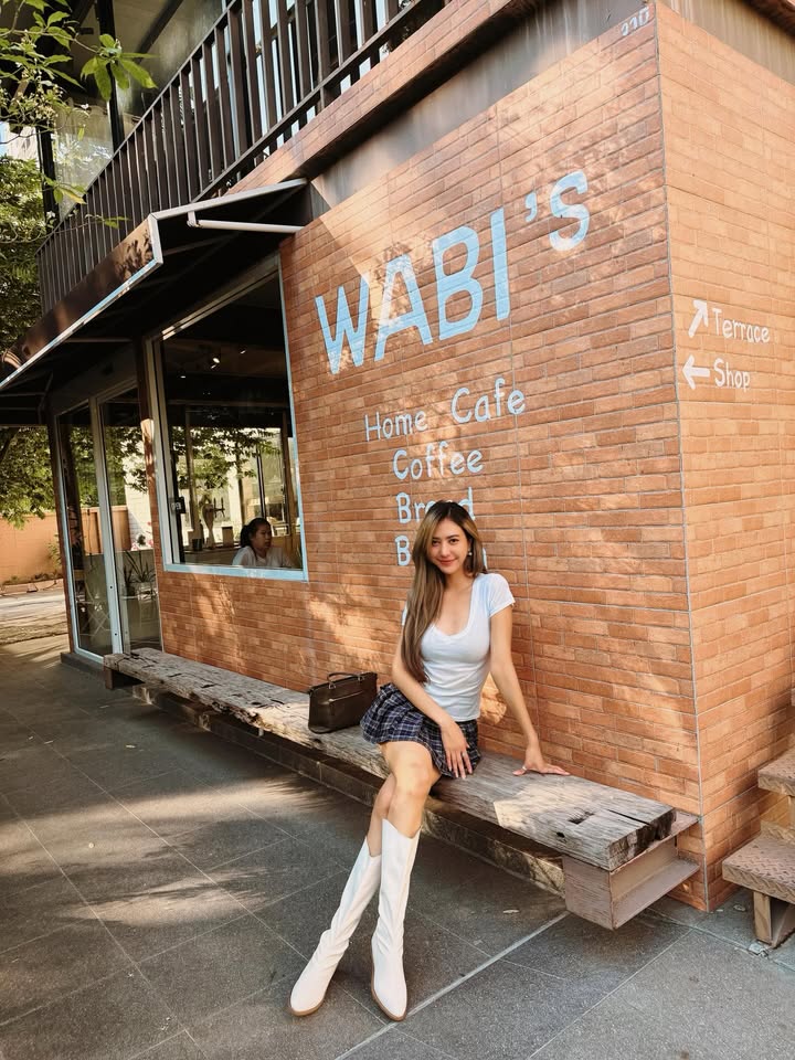 น้ำหวาน - รักษ์ณภัค วงศ์ธนทัศน์