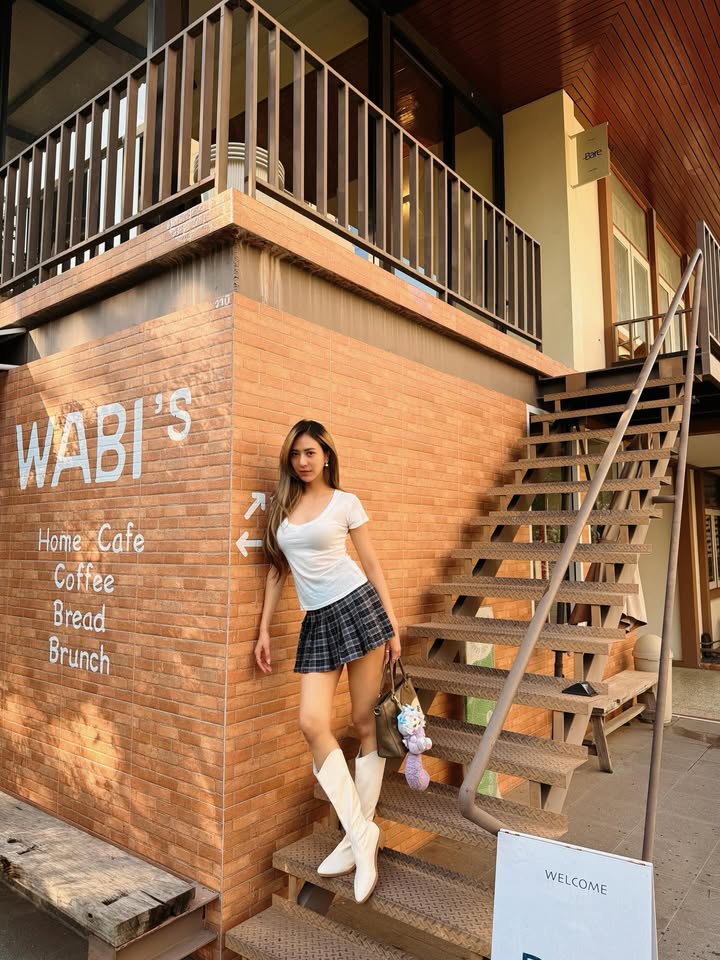 น้ำหวาน - รักษ์ณภัค วงศ์ธนทัศน์