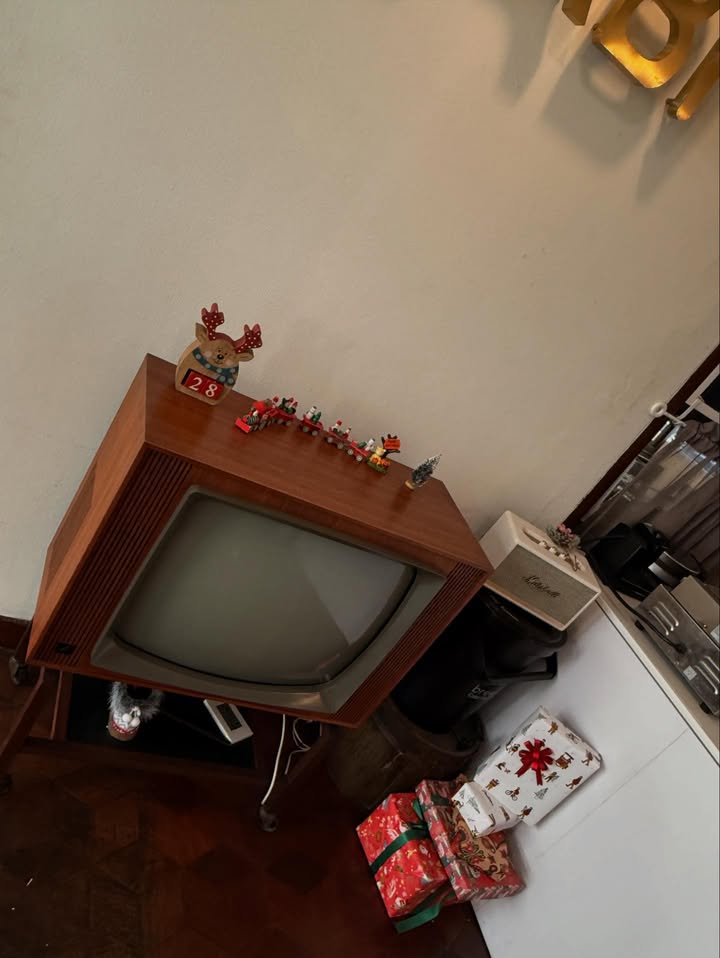 น้ำหวาน - รักษ์ณภัค วงศ์ธนทัศน์