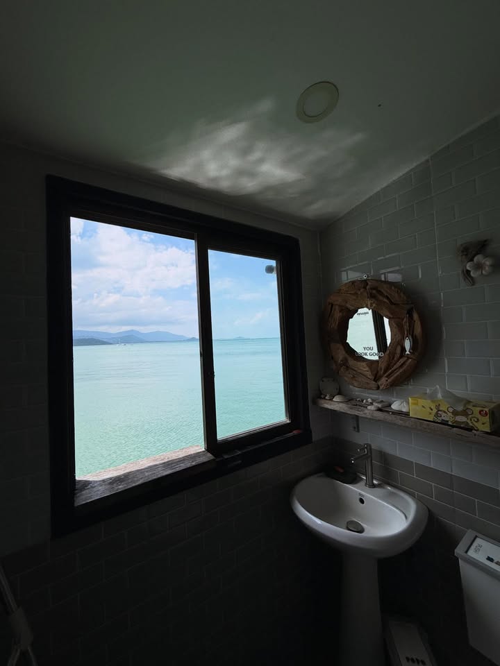 น้ำหวาน - รักษ์ณภัค วงศ์ธนทัศน์