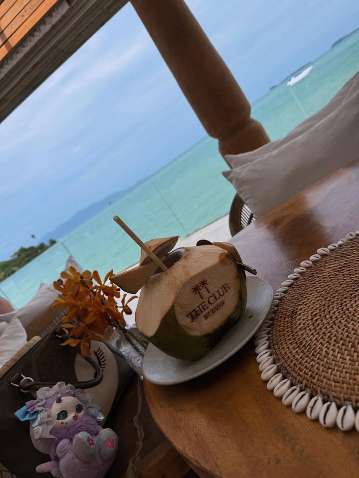 น้ำหวาน - รักษ์ณภัค วงศ์ธนทัศน์