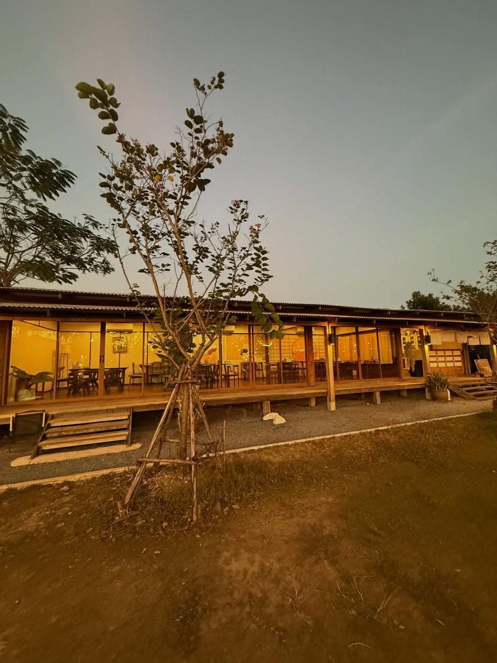 น้ำหวาน - รักษ์ณภัค วงศ์ธนทัศน์