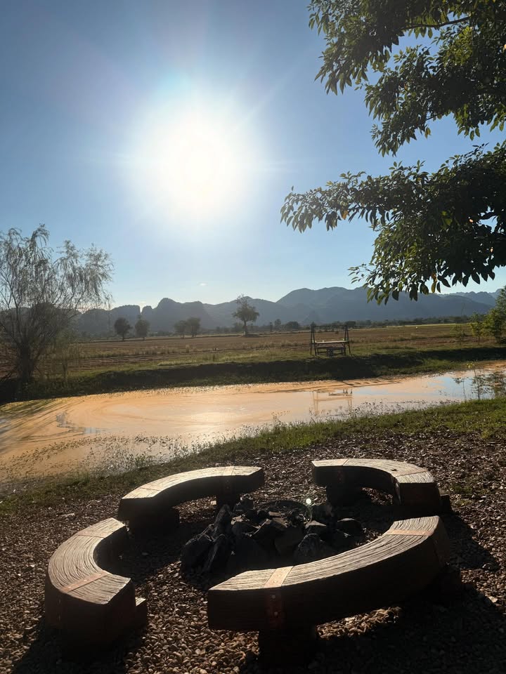 น้ำหวาน - รักษ์ณภัค วงศ์ธนทัศน์