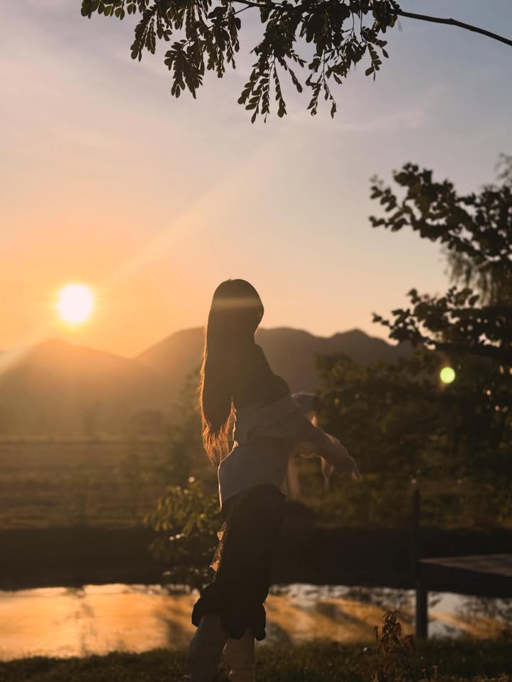 น้ำหวาน - รักษ์ณภัค วงศ์ธนทัศน์