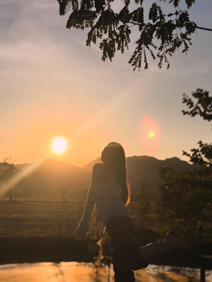 น้ำหวาน - รักษ์ณภัค วงศ์ธนทัศน์