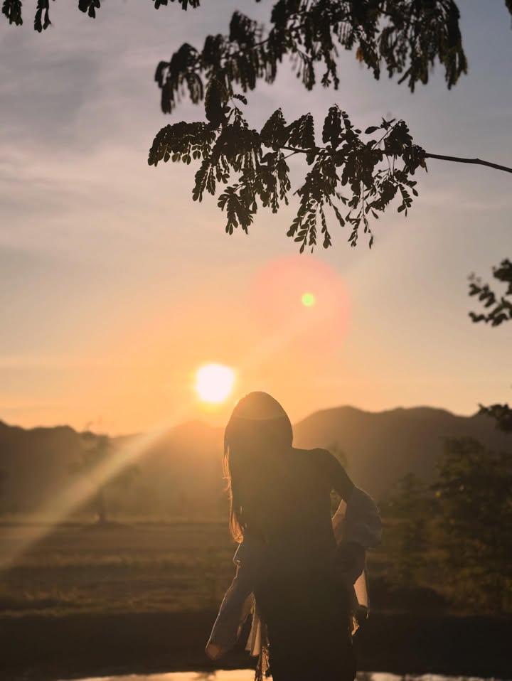 น้ำหวาน - รักษ์ณภัค วงศ์ธนทัศน์