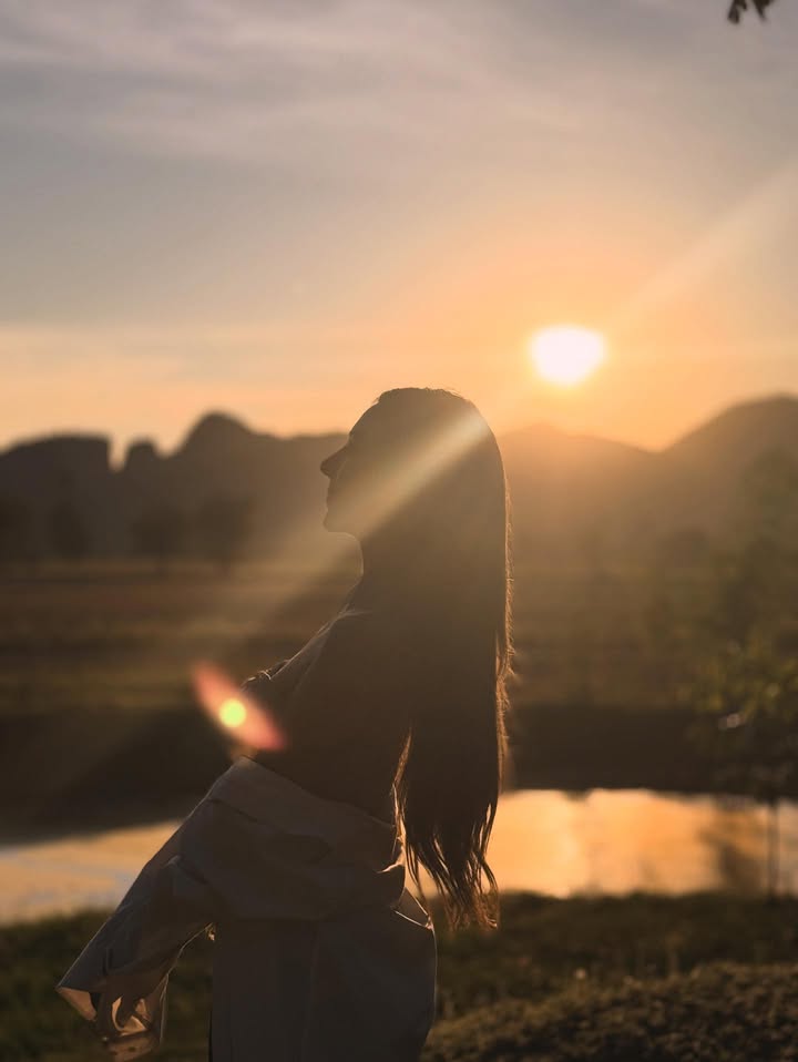 น้ำหวาน - รักษ์ณภัค วงศ์ธนทัศน์