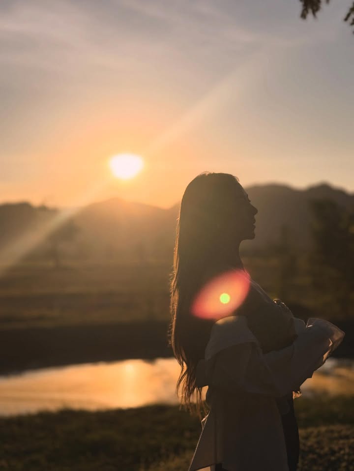 น้ำหวาน - รักษ์ณภัค วงศ์ธนทัศน์