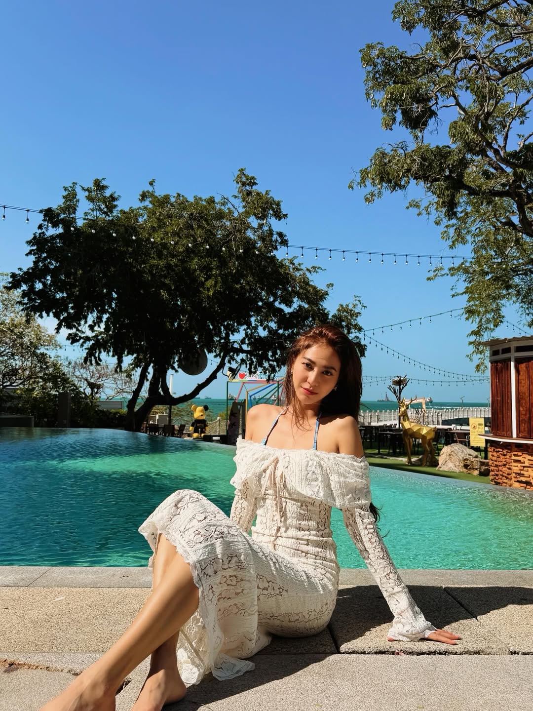 น้ำหวาน - รักษ์ณภัค วงศ์ธนทัศน์