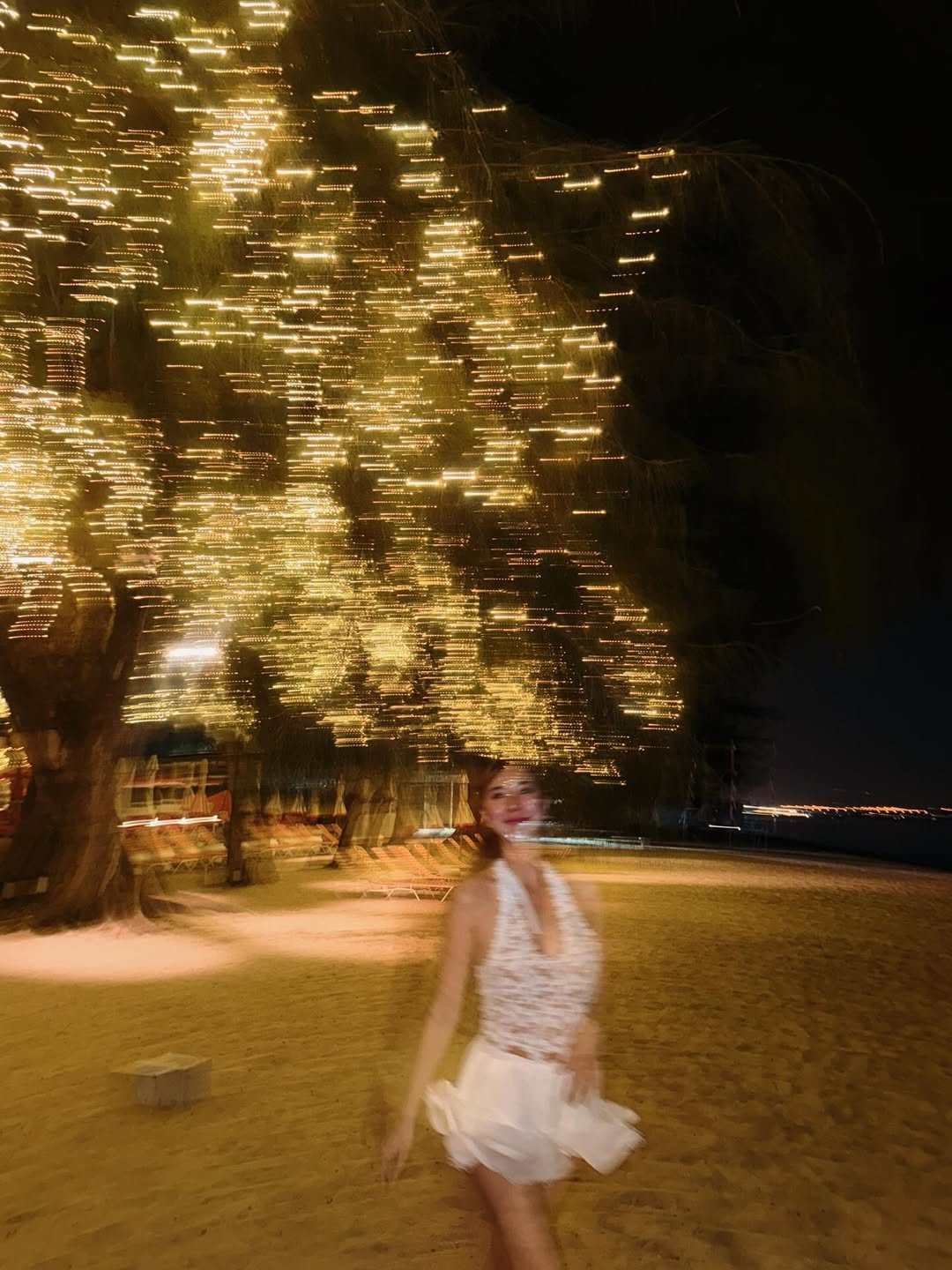 น้ำหวาน - รักษ์ณภัค วงศ์ธนทัศน์