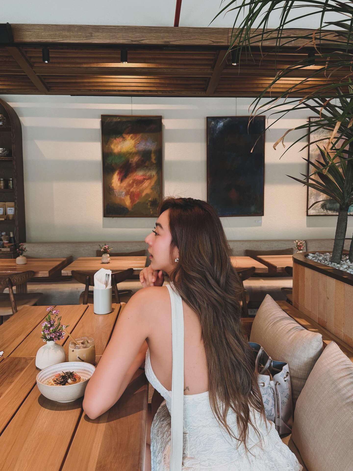 น้ำหวาน - รักษ์ณภัค วงศ์ธนทัศน์