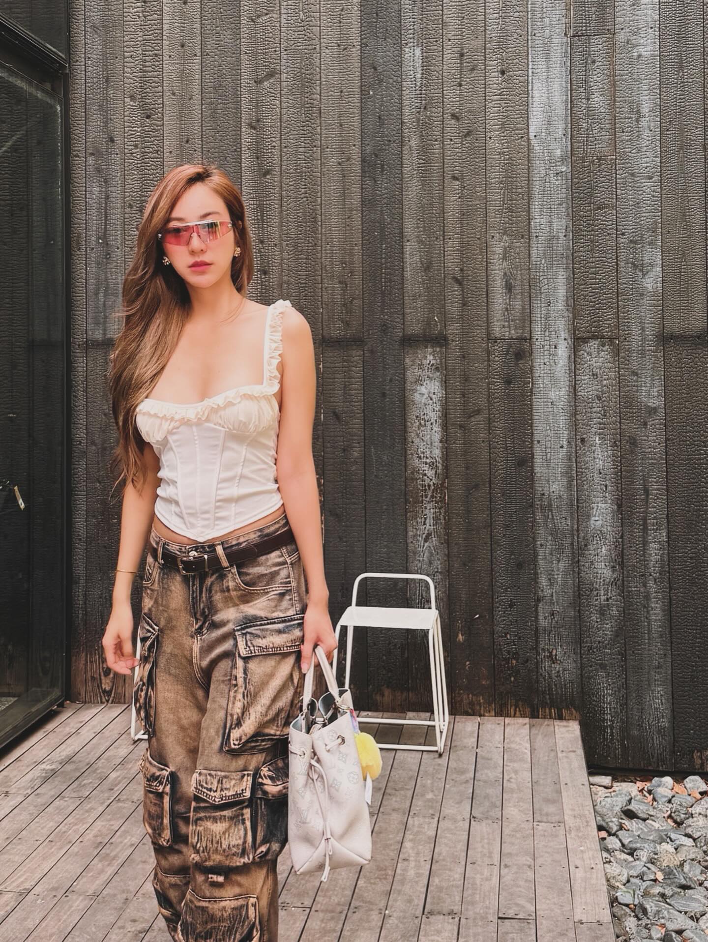 น้ำหวาน - รักษ์ณภัค วงศ์ธนทัศน์