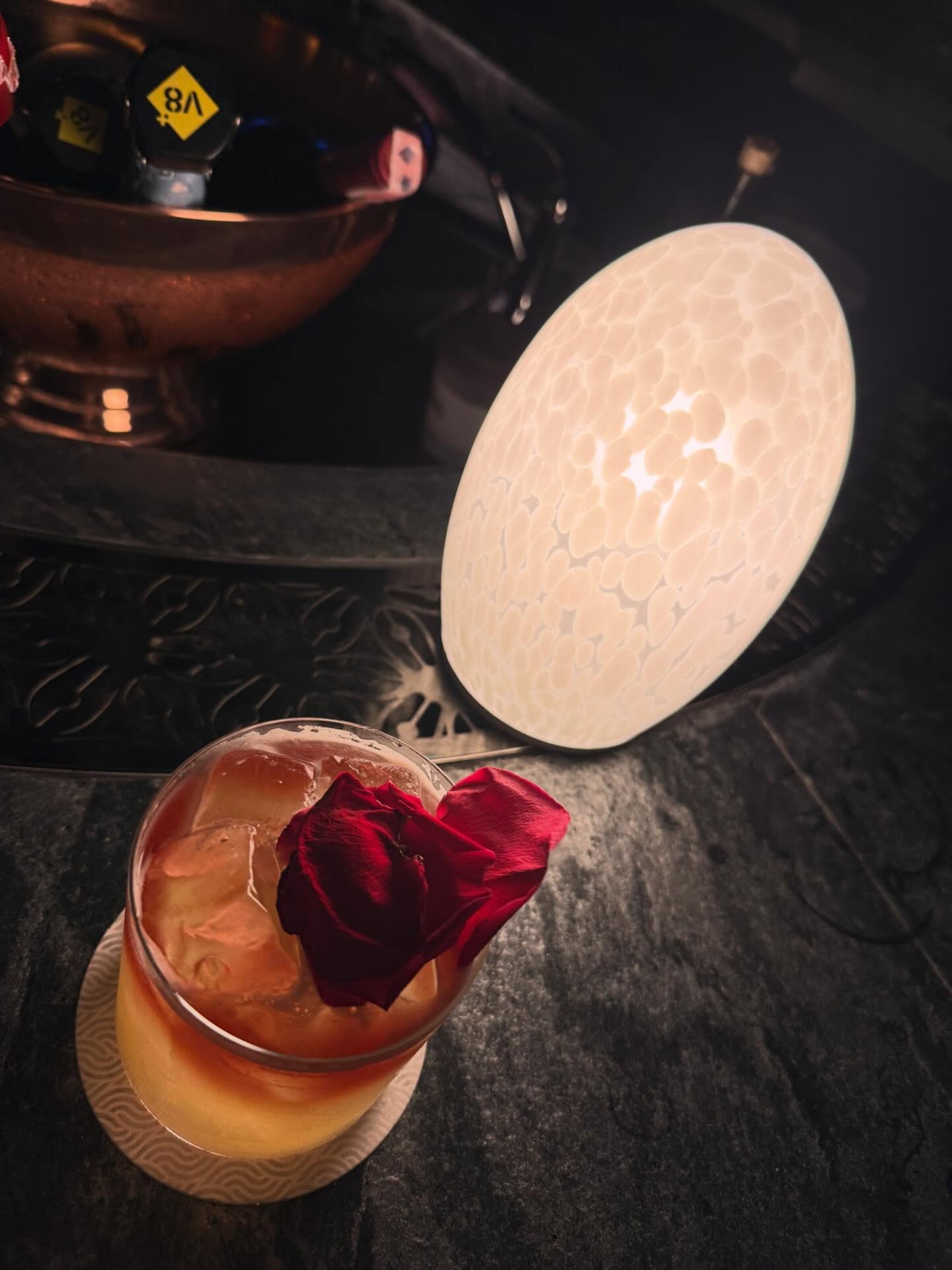 น้ำหวาน - รักษ์ณภัค วงศ์ธนทัศน์