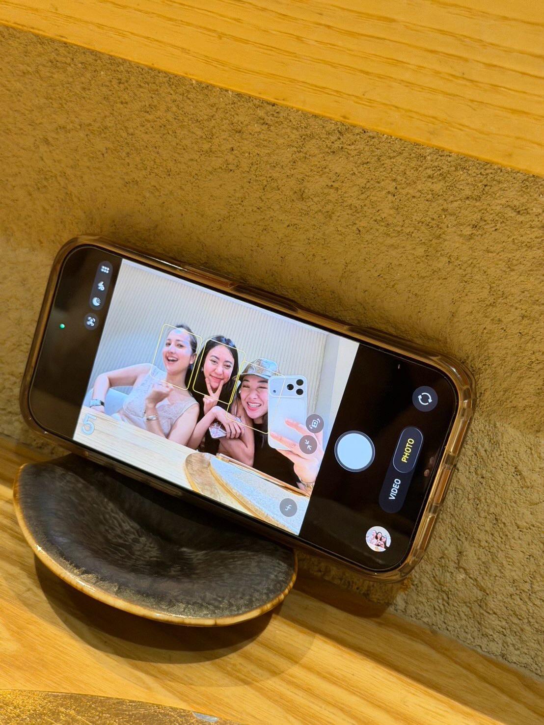 น้ำหวาน - รักษ์ณภัค วงศ์ธนทัศน์