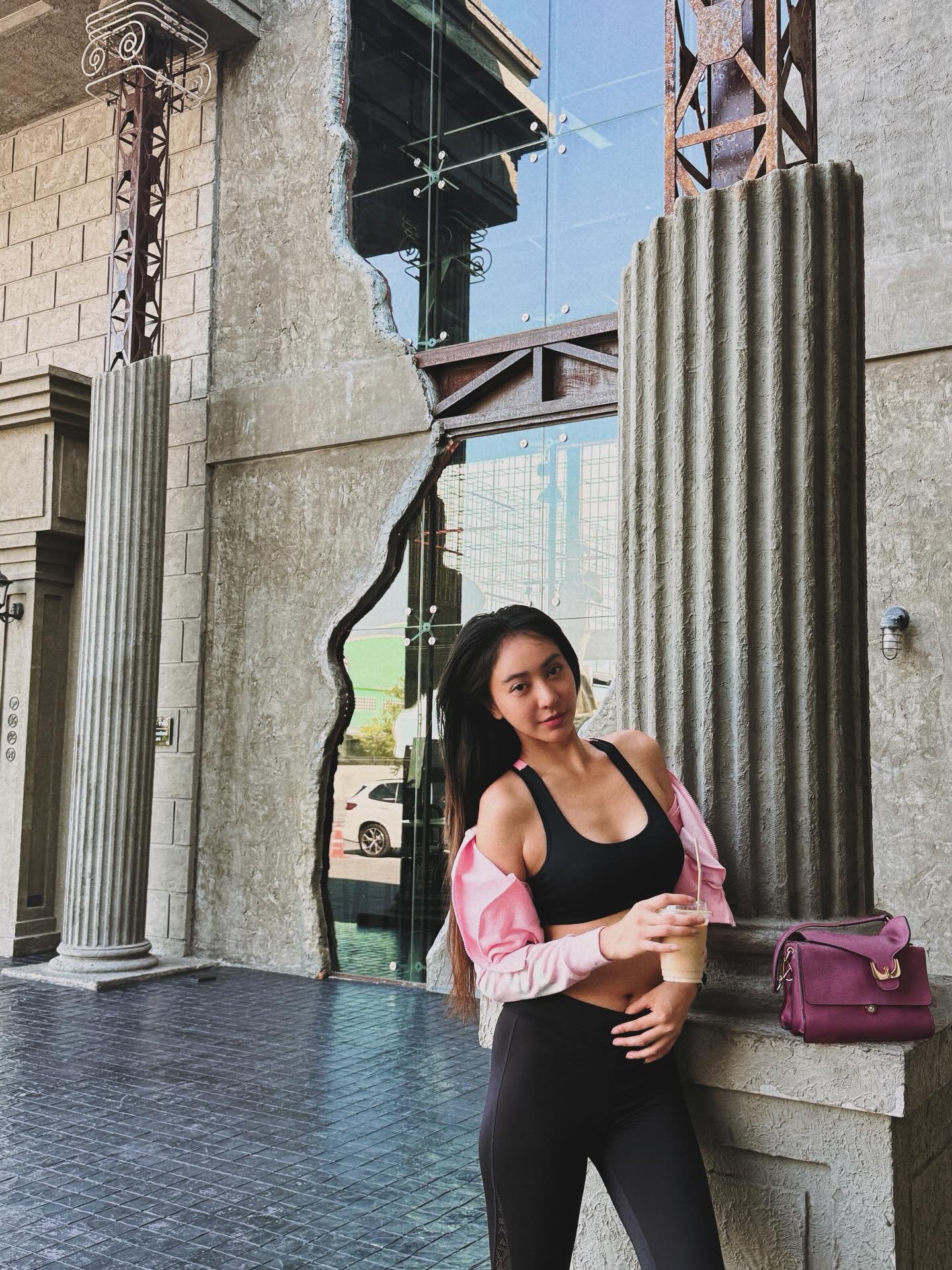 น้ำหวาน - รักษ์ณภัค วงศ์ธนทัศน์