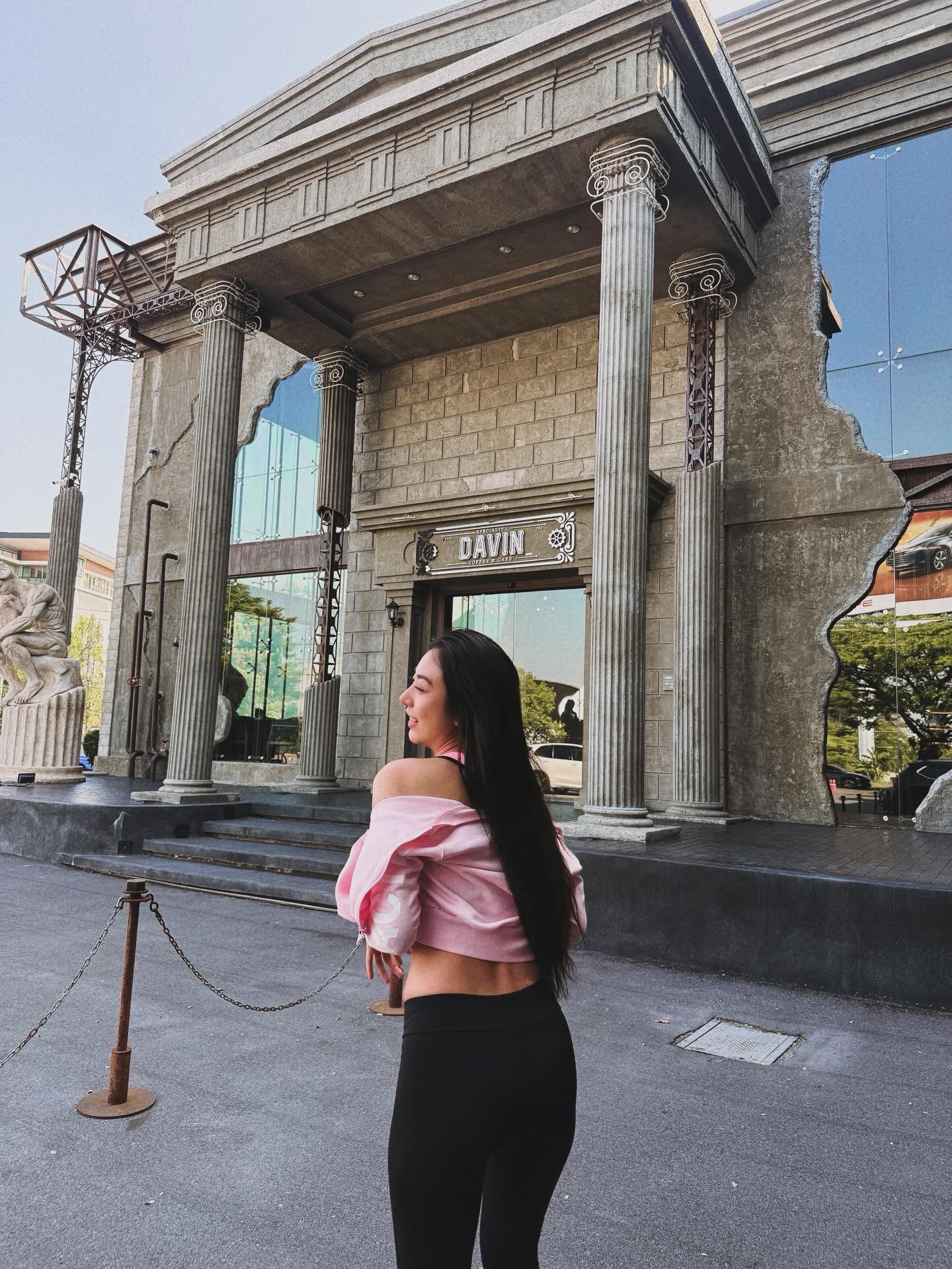 น้ำหวาน - รักษ์ณภัค วงศ์ธนทัศน์