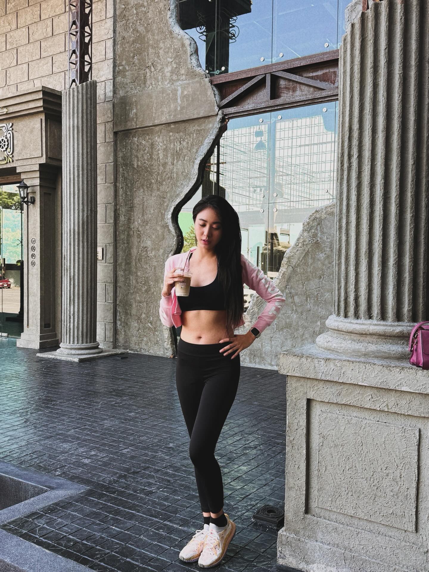 น้ำหวาน - รักษ์ณภัค วงศ์ธนทัศน์