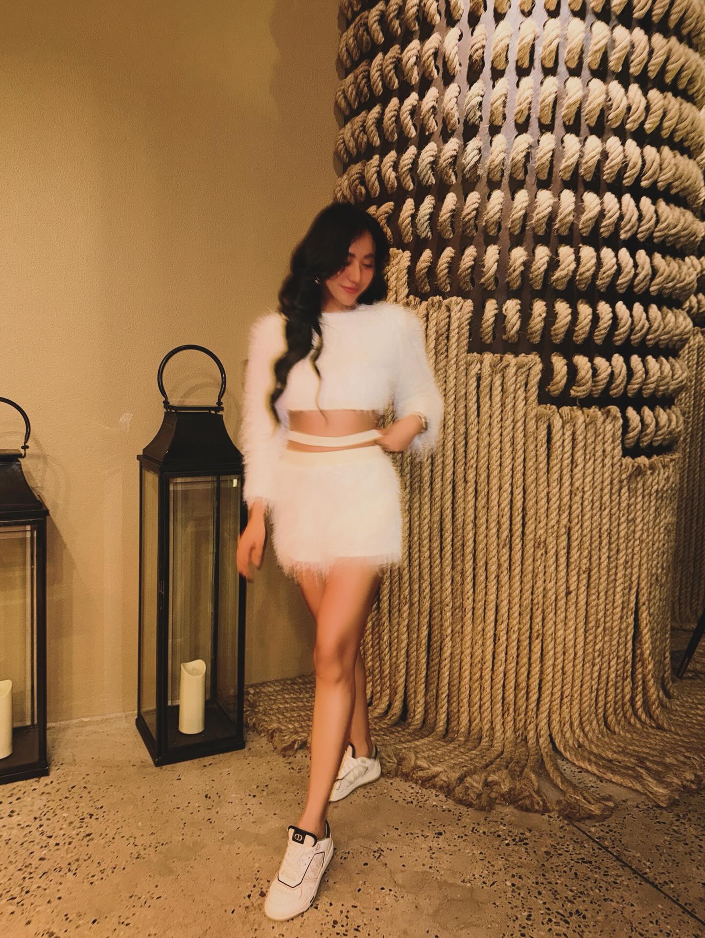 น้ำหวาน - รักษ์ณภัค วงศ์ธนทัศน์