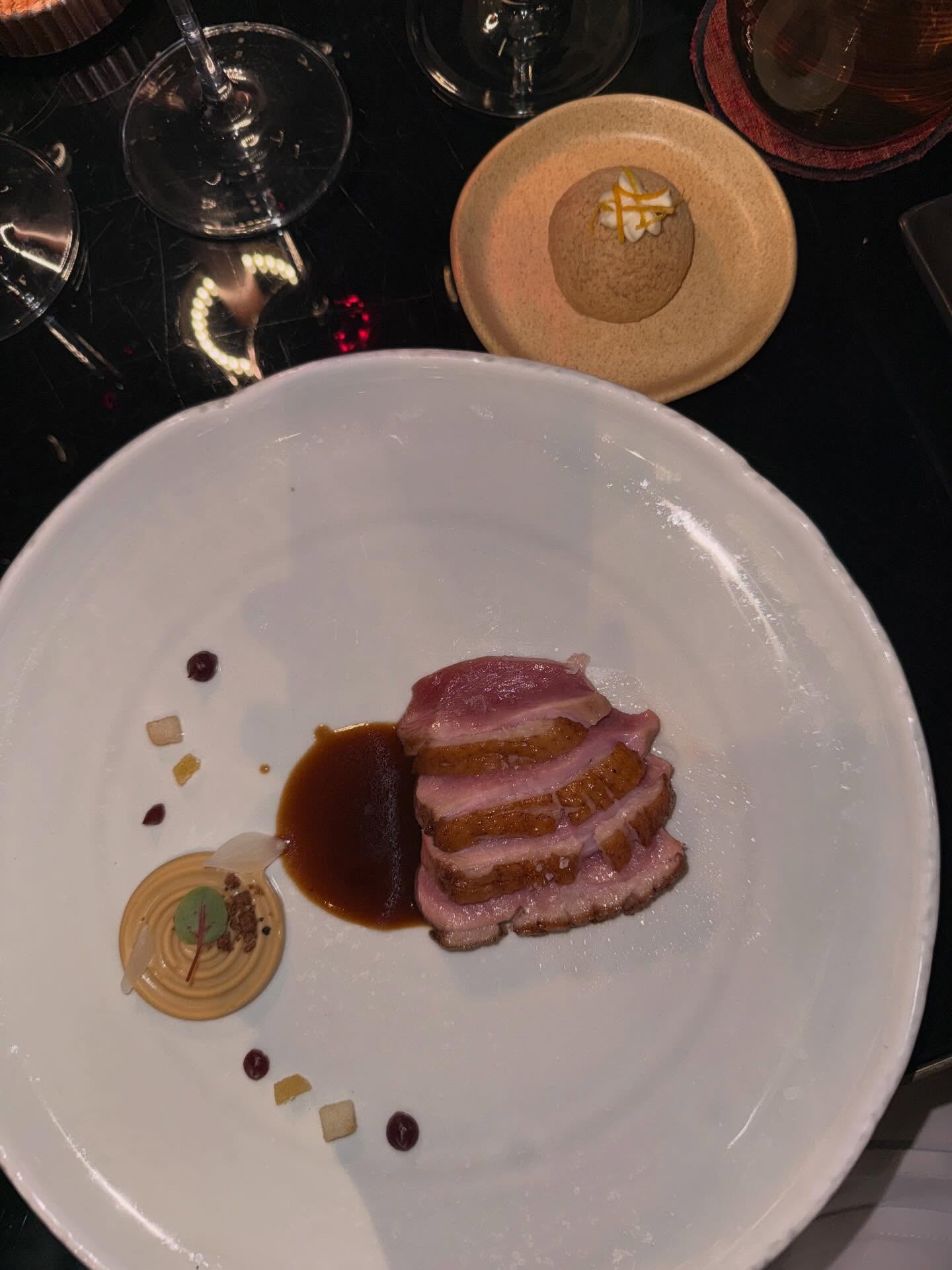 น้ำหวาน - รักษ์ณภัค วงศ์ธนทัศน์