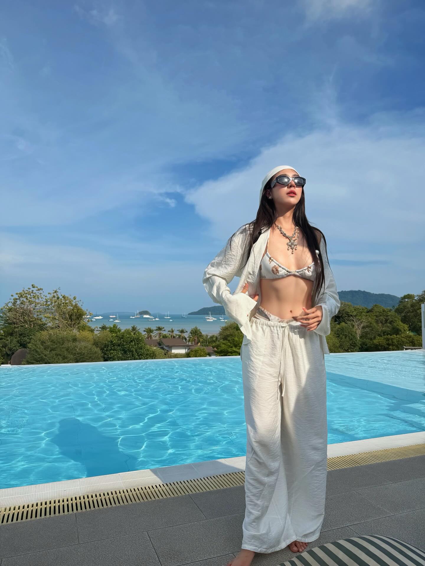 น้ำหวาน - รักษ์ณภัค วงศ์ธนทัศน์