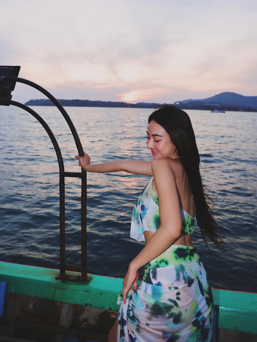 น้ำหวาน - รักษ์ณภัค วงศ์ธนทัศน์
