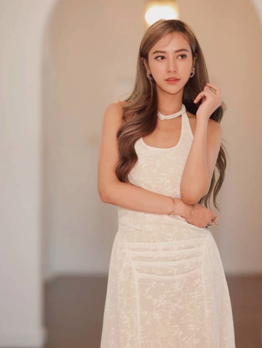 น้ำหวาน - รักษ์ณภัค วงศ์ธนทัศน์