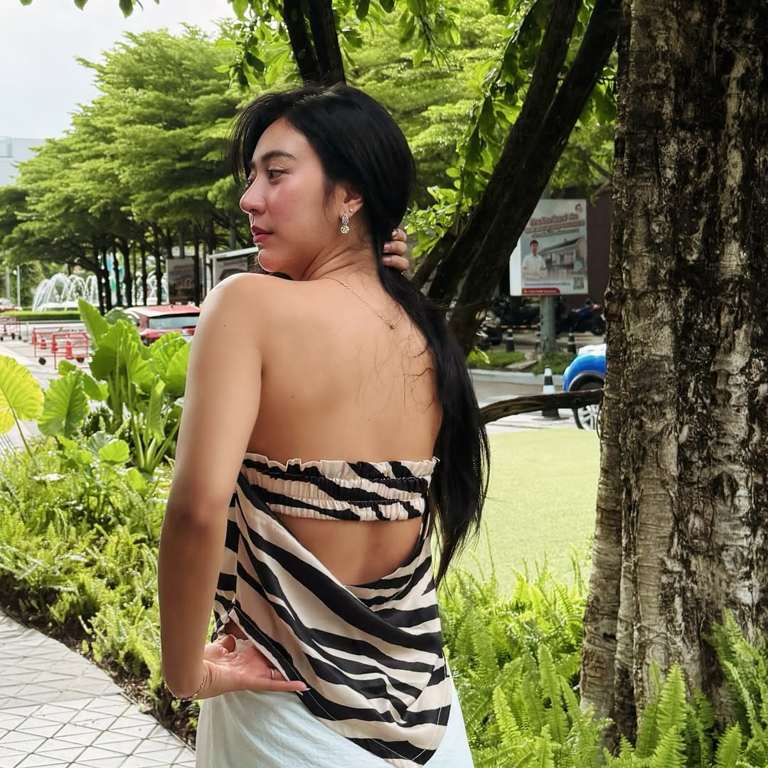น้ำหวาน - รักษ์ณภัค วงศ์ธนทัศน์