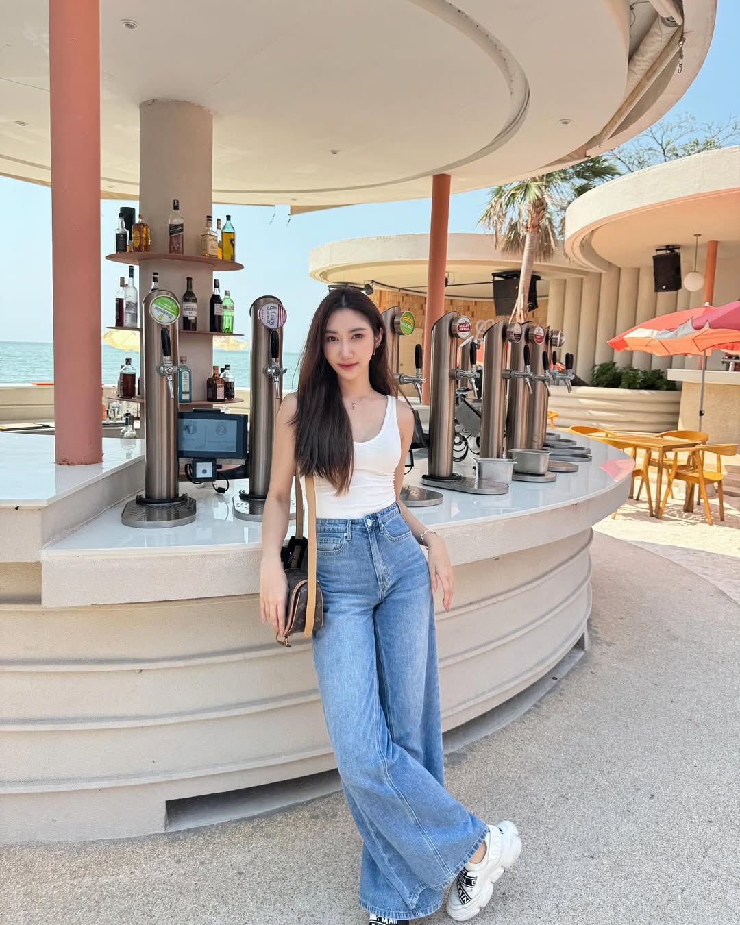 ยีนส์ - เกวลิน ศรีวรรณา