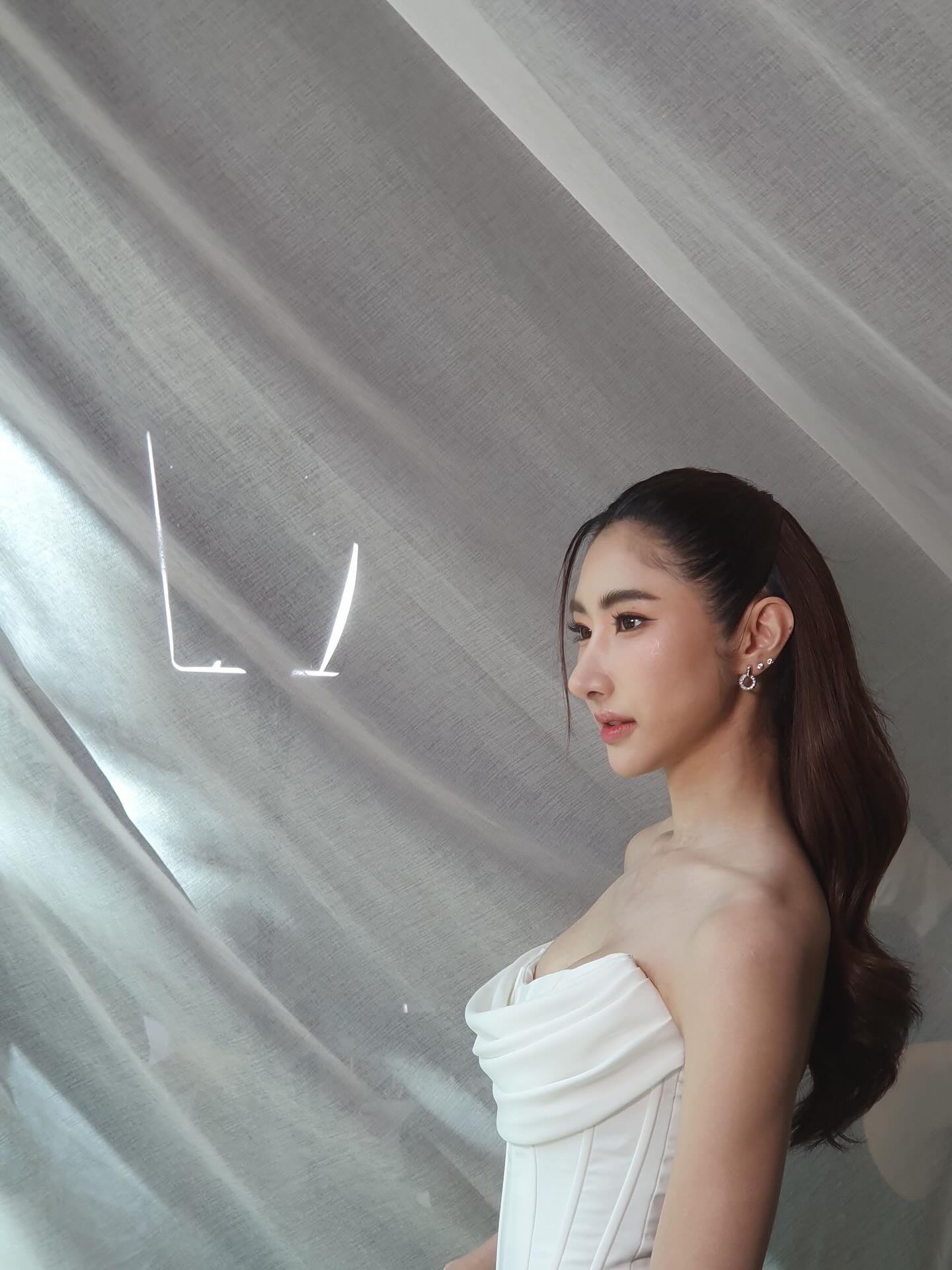 ยีนส์ - เกวลิน ศรีวรรณา