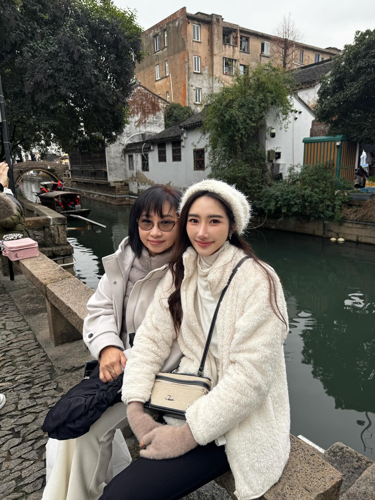 ยีนส์ - เกวลิน ศรีวรรณา