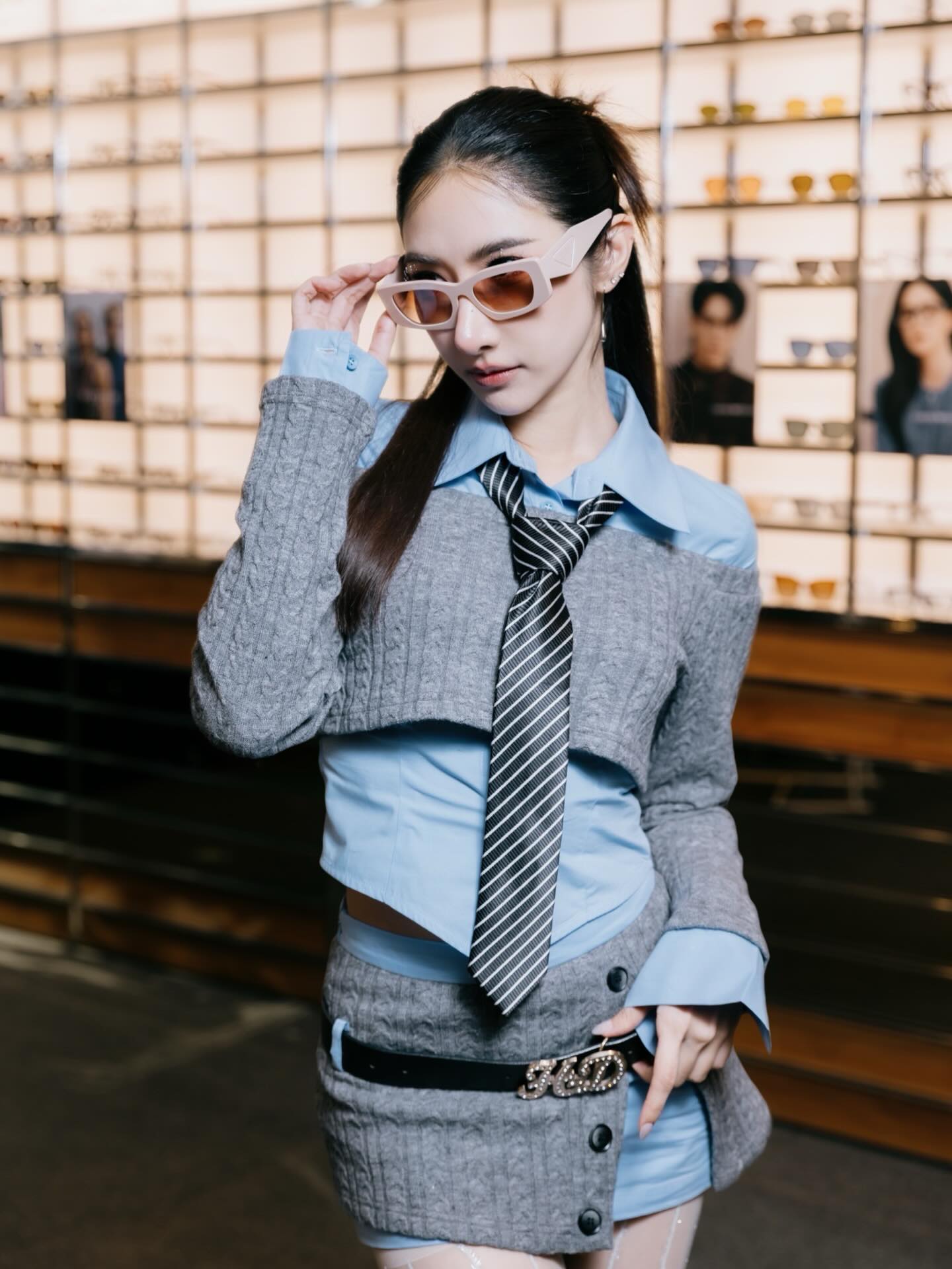 ยีนส์ - เกวลิน ศรีวรรณา